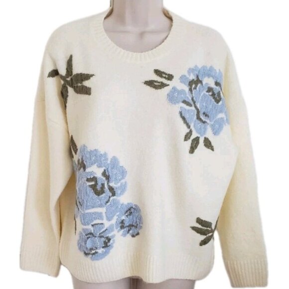 Ted Baker Sweaters - NWT TED BAKER LONDON JACKYARD FLOWER CREWNECK SWEATER SOFT MARSHMALLOWS MEDIUM